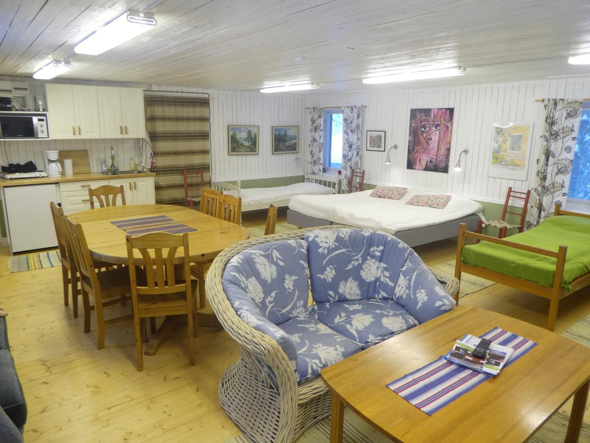 Praestmyrens Vandrarhem Ransäter Extérieur photo