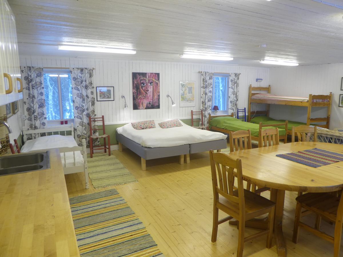 Praestmyrens Vandrarhem Ransäter Extérieur photo