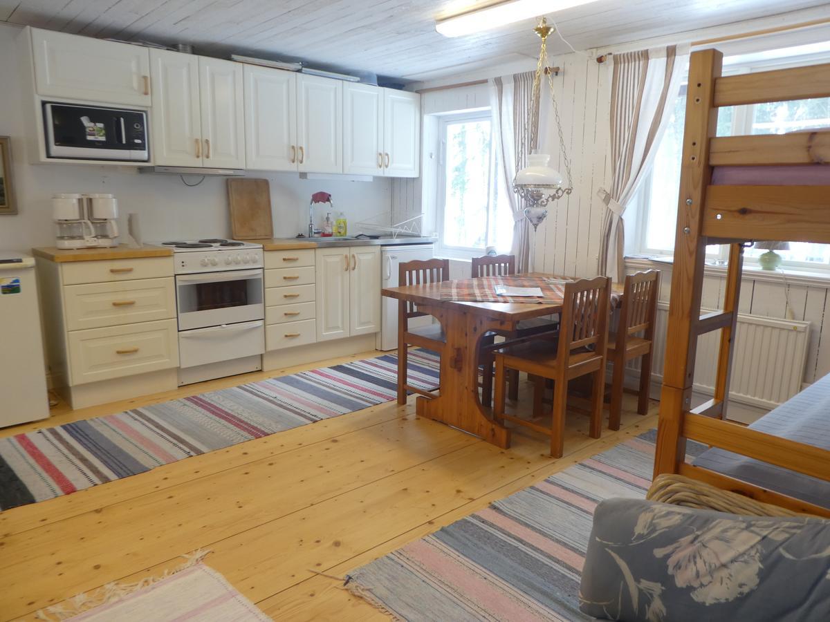 Praestmyrens Vandrarhem Ransäter Extérieur photo