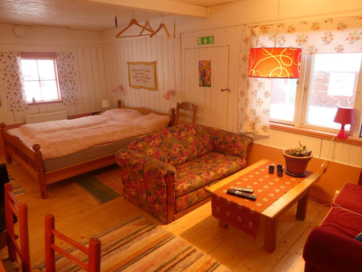 Praestmyrens Vandrarhem Ransäter Extérieur photo